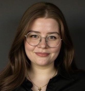 Faculty Member Erica Alvarez